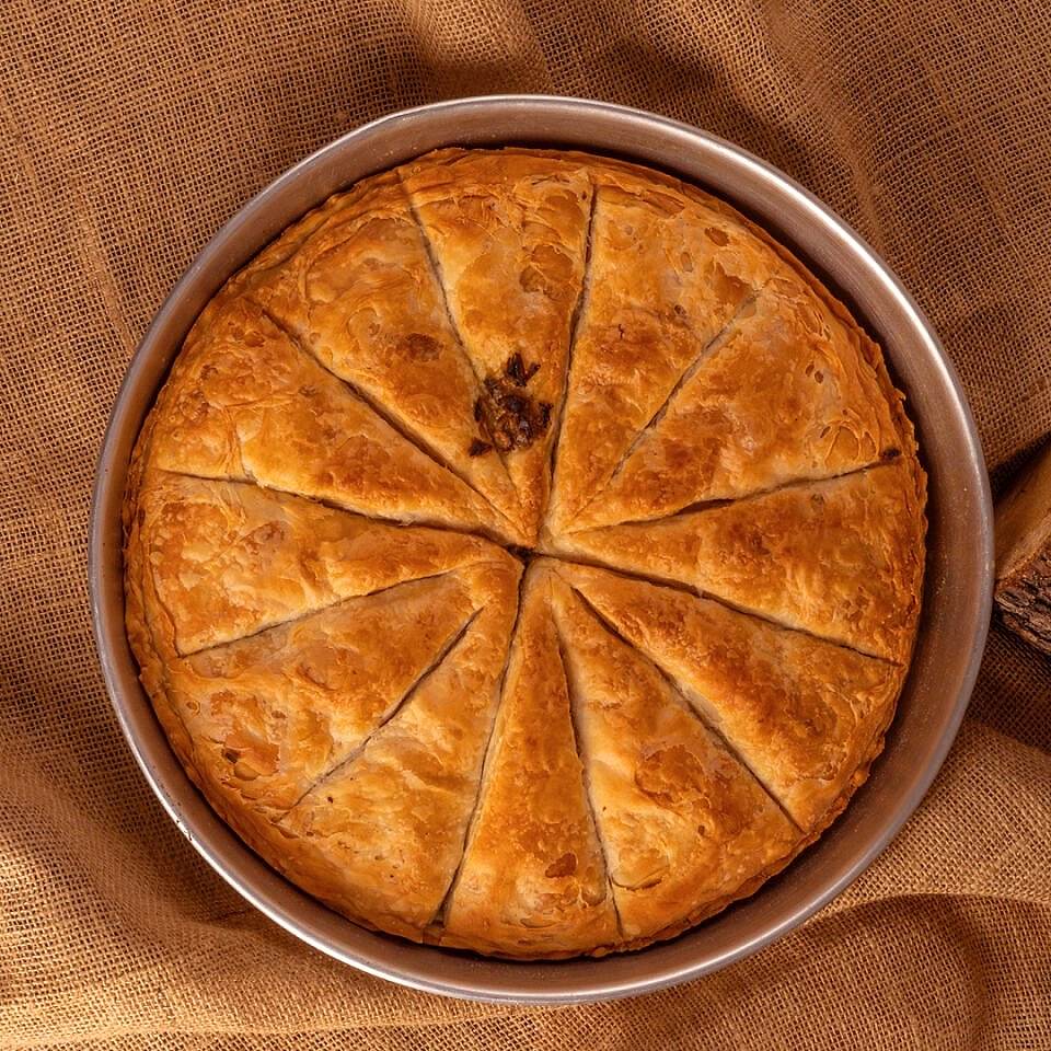 Pırasalı Arnavut Böreği Tepsi